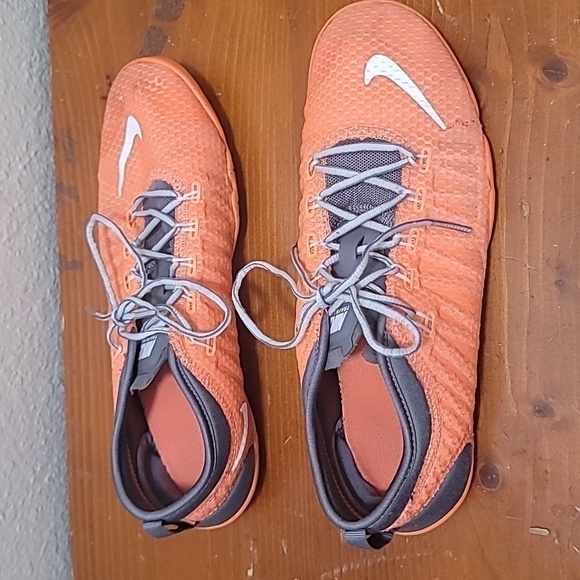 NIKE FREE 1.0 CROSS BIONIC RUNNING WOMEN'S ORANGE SHOES SIZE 7.5 - Picture 2 of 11